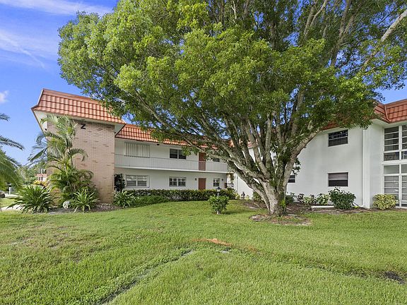 2nd image of 2600 SE Ocean Blvd APT Z6