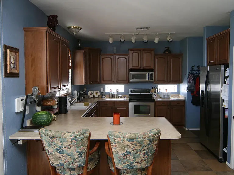 45179 W Sage Brush Dr — Photo 2