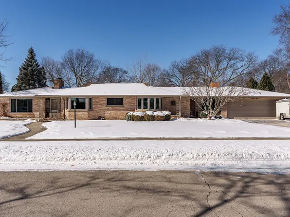 724 Woodlane Ave, Rockford, IL 61107