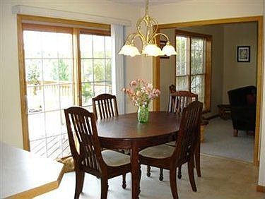 4th image of 577 Breiton Cir
