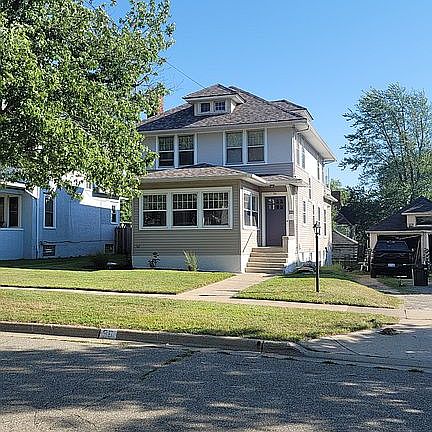 2nd image of 56 Latta St