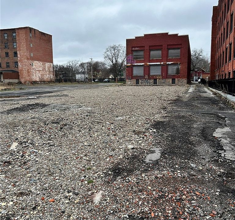 2nd image of 53 Canal St Lot 4