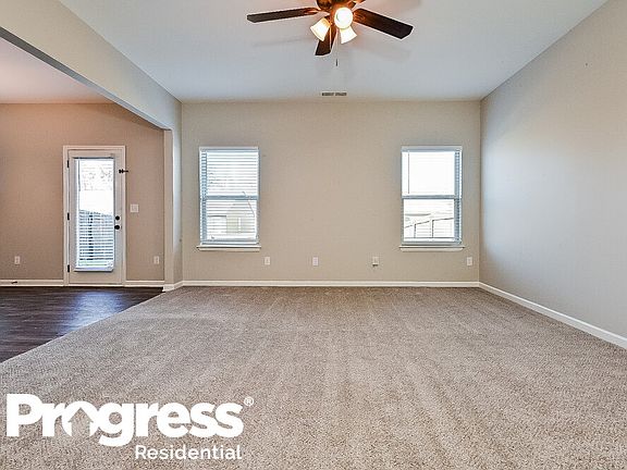4th image of 754 Galveston Way
