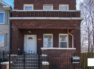 1049 N Ridgeway Ave, Chicago, IL 60651