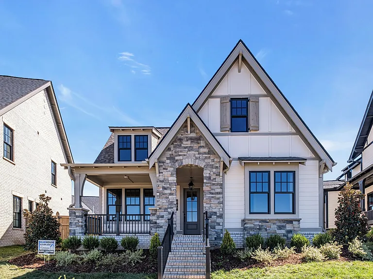 247 Asterwood Cir — Photo 1