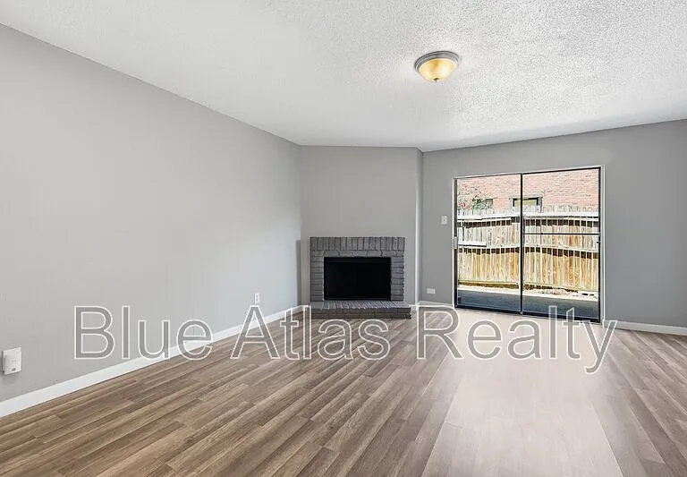 8108 Foxfire Ln #B — Photo 6