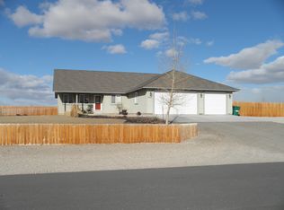 2486 Harvey Ln, Fallon, NV 89406