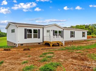 532 Eagle Mills Rd, Hamptonville, NC 27020