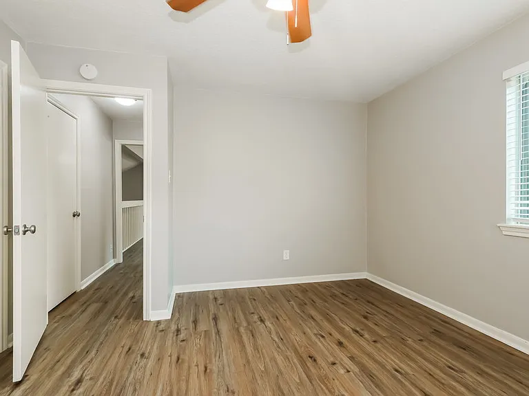 10015 Waving Fields Dr — Photo 14