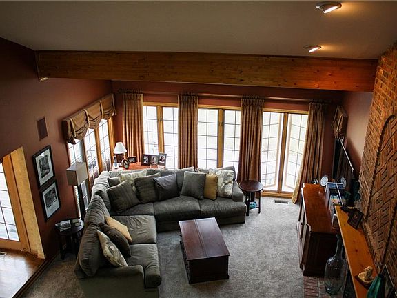 3rd image of 8136 Floss Ln