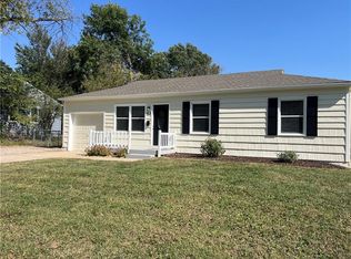 411 SW Madison St, Lees Summit, MO 64063