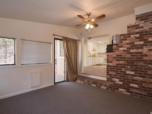 4th image of 1306 Champion Oaks Dr