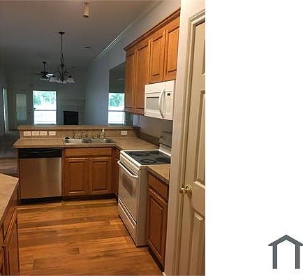 3rd image of 4033 Cottage Park Ct
