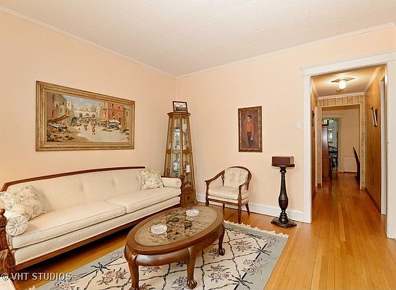 5th image of 2208 W Leland Ave