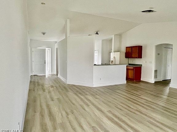 3rd image of 2915 7th St W