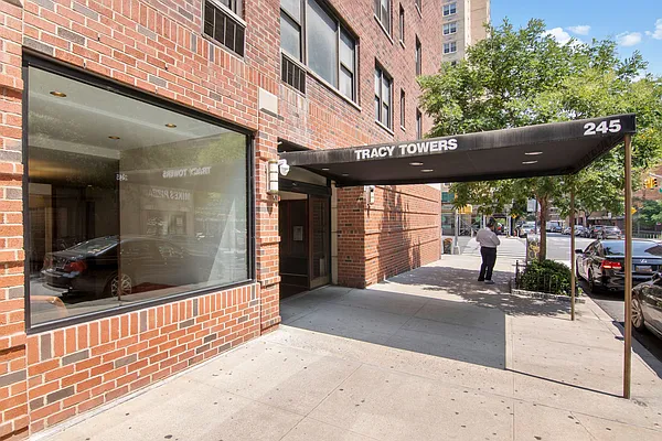 Sold by Hauseit LLC | media 11