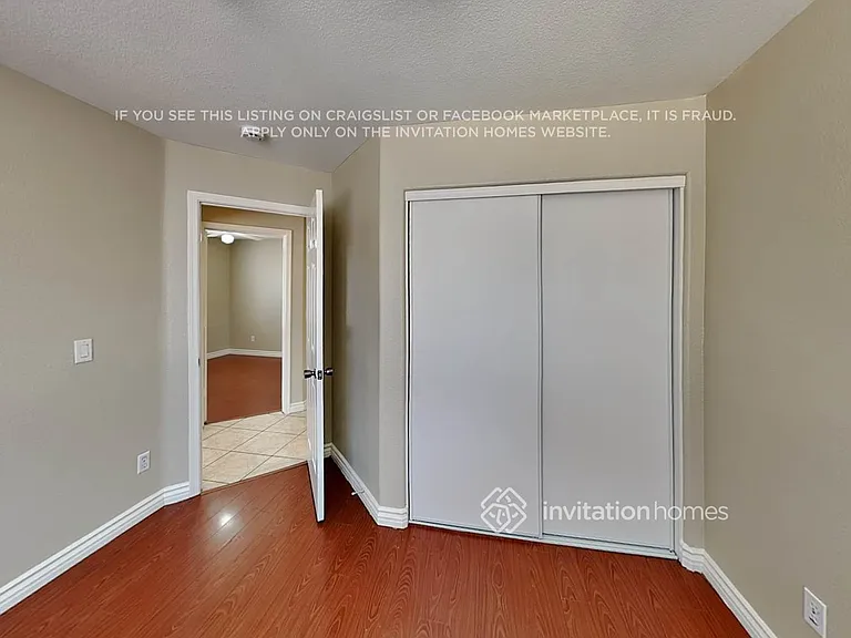 1530 W Saint Anne Ave — Photo 14