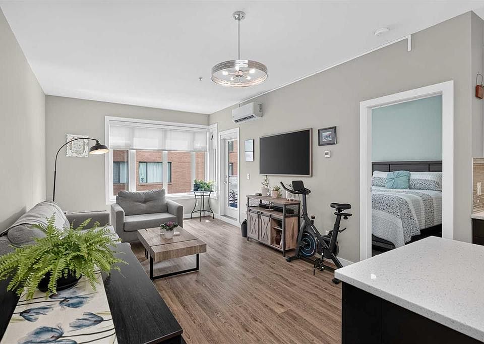 1st image of 1720 SE 10th St SW #309