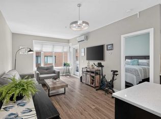 1720 SE 10th St SW #309, Calgary, AB T2T 3E8