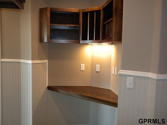 5th image of 8009 S 192nd Ave