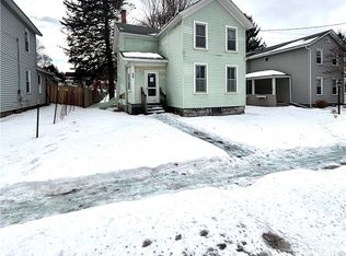 242 Seymour St, Auburn, NY 13021