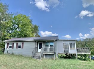198 Pigeon Roost Rd, Brush Creek, TN 38547