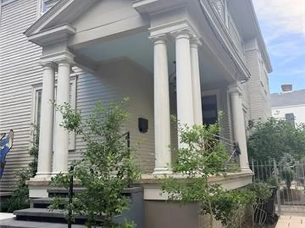 1669 Robert St, New Orleans, LA 70115
