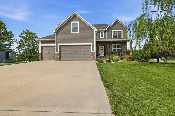 1st image of 1705 SW Red Fox Cir