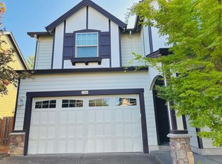 156 NE Greenridge Ter, Hillsboro, OR 97124