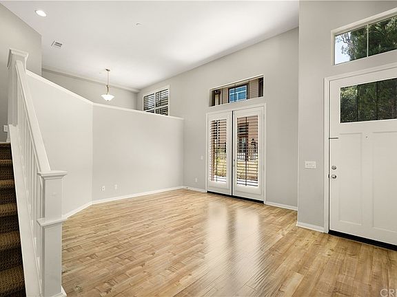 5th image of 726 Tennis Club Ln