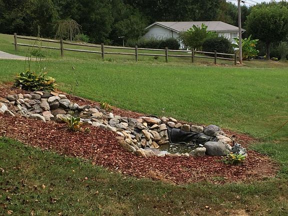 5th image of 118 Joan Ann Dr