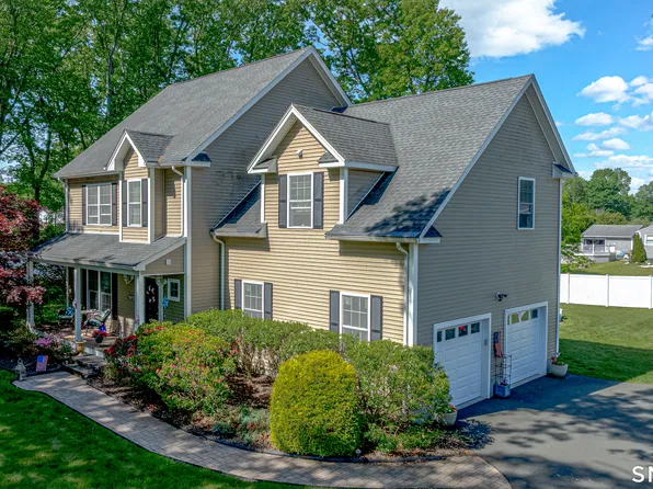 261 Spring Road, North Haven, CT 06473