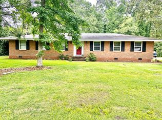 232 Castle Rd, Lumberton, NC 28358