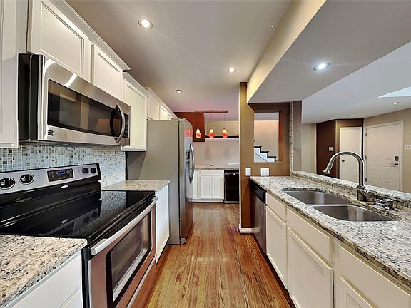 5th image of 2933 Shelby Ave