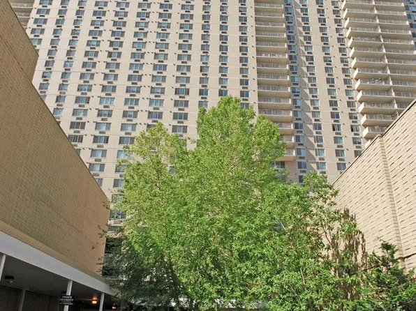1919 Chestnut St APT 2405, Philadelphia, PA 19103