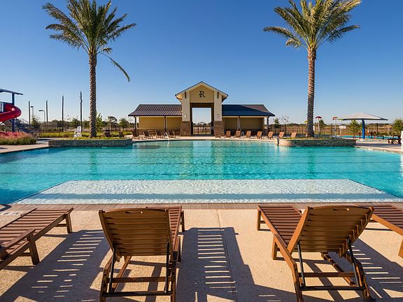The Reserve at Clear Lake City Amenities - Pool