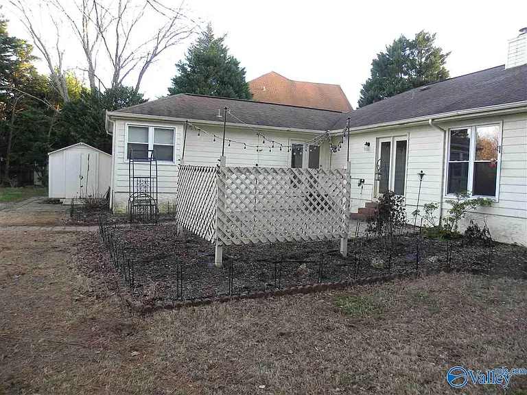 104 Prairie Ct — Photo 16