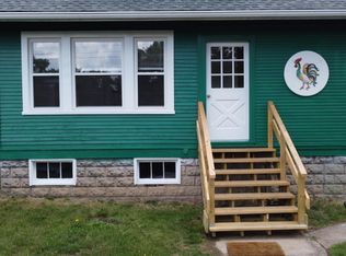 817 Royal Ave, Coraopolis, PA