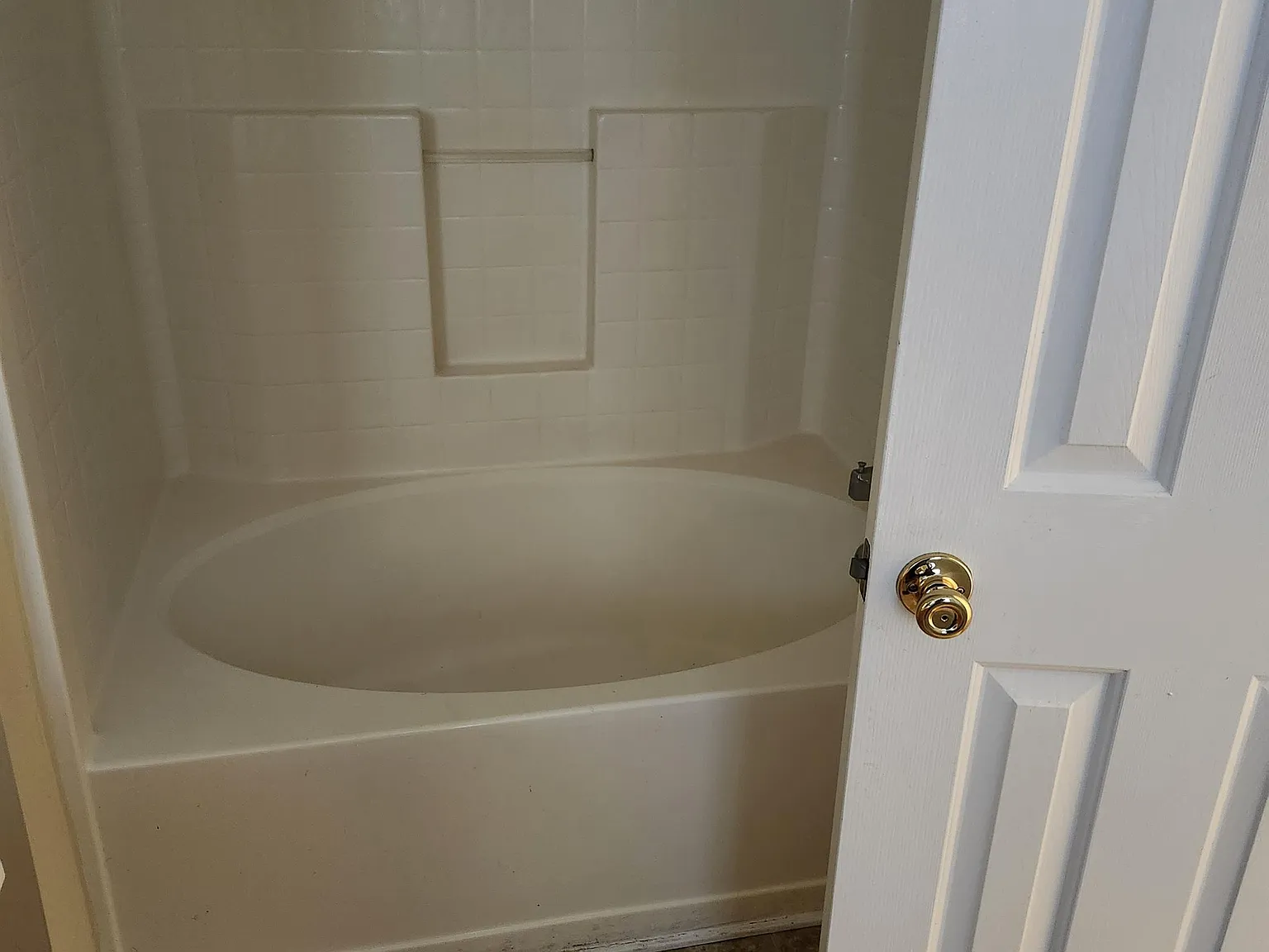 185 Hunters Trace - 1 — Photo 3