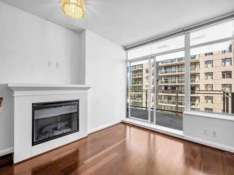 892 Carnarvon St #3303 — Photo 13