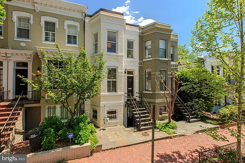 1409 33rd St NW Photo 1