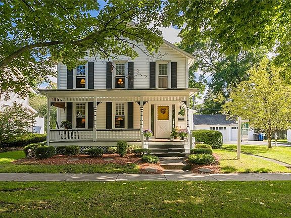 2nd image of 19 Chapel St
