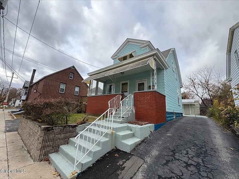 3rd image of 1341 7th Avenue