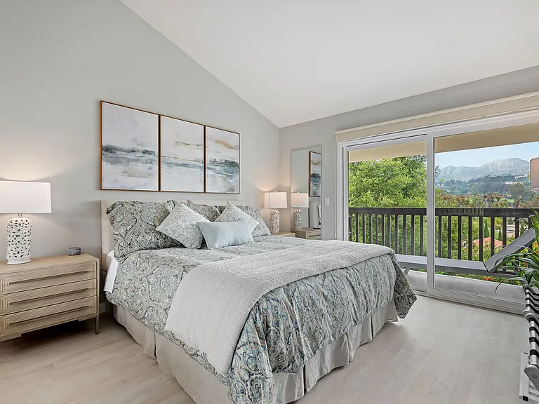1046 Fairway Rd — Photo 14