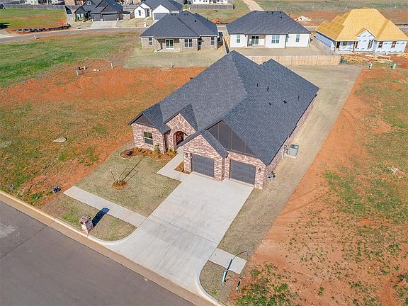 3rd image of 14301 Center Village Way