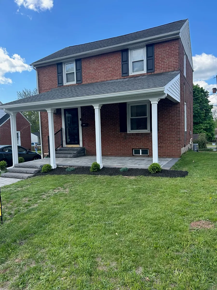 Building Photo - 1412 Cherry Ln