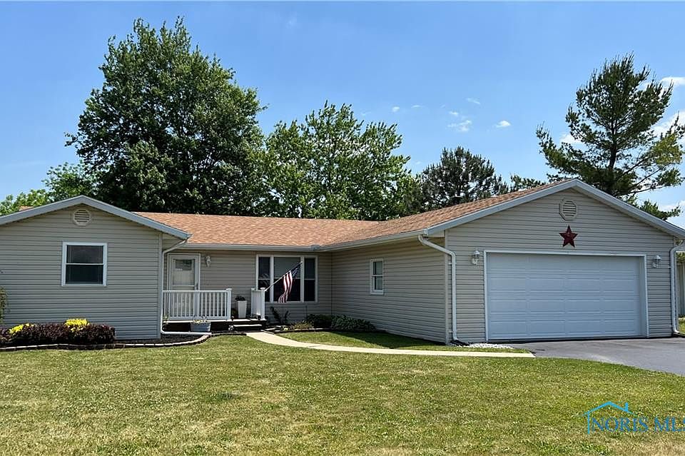 1st image of 526 Eastview Dr