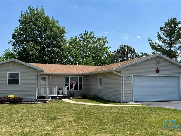 526 Eastview Dr, North Baltimore, OH 45872