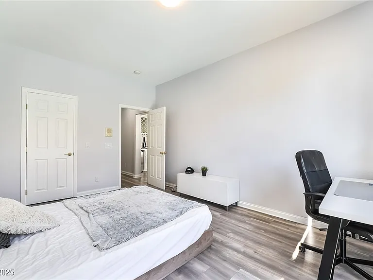11140 Kilkerran Ct — Photo 14