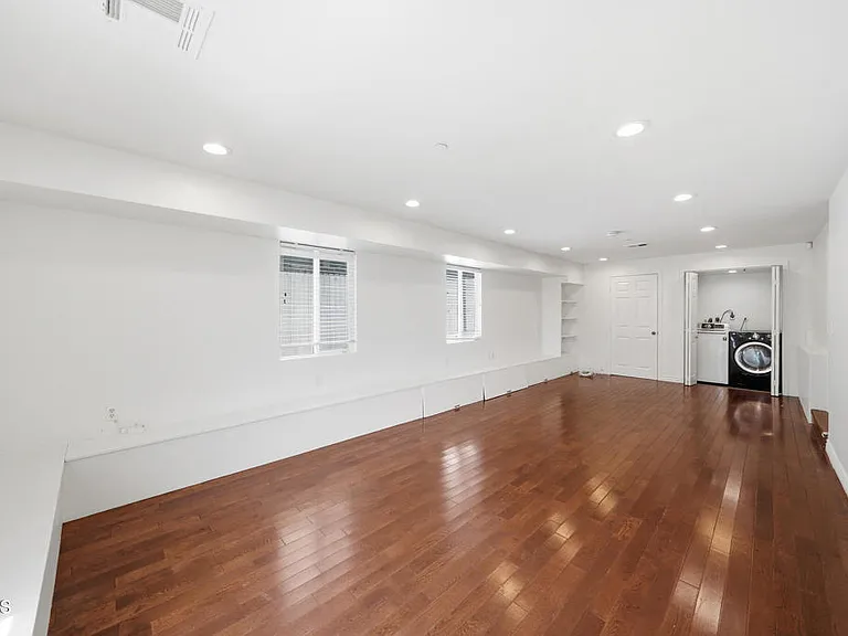 3302 Community Ave — Photo 31